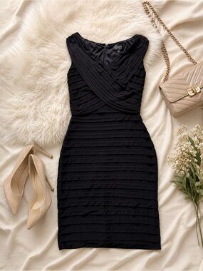 Adrianna Papell Black Sleeveless V-Neck Bandage Midi Dress